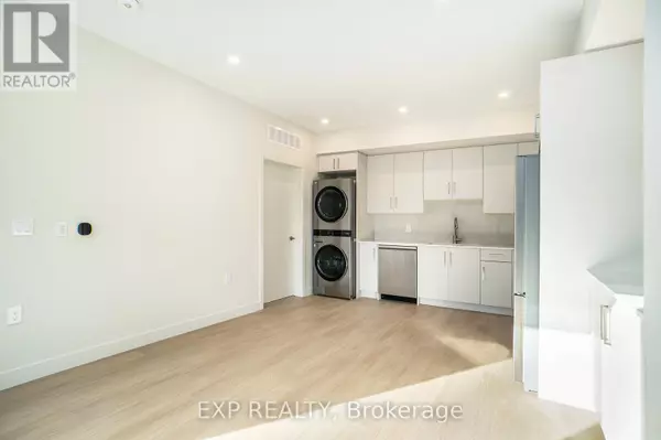 Ottawa, ON K1L7Z4,158 Laval ST #4