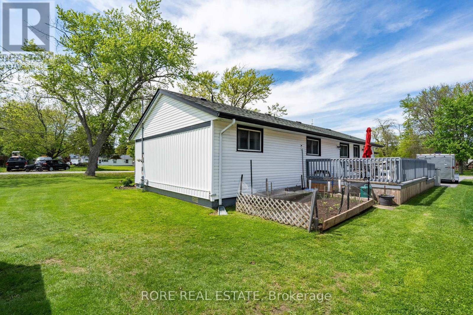 Fort Erie (ridgeway), ON L0S1N0,128 COOK AVENUE