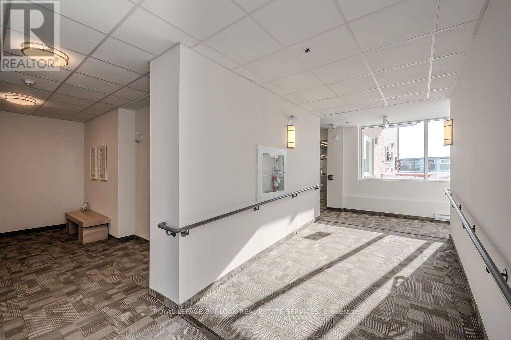 Kitchener, ON N2M0C4,301 Westmount RD West #2
