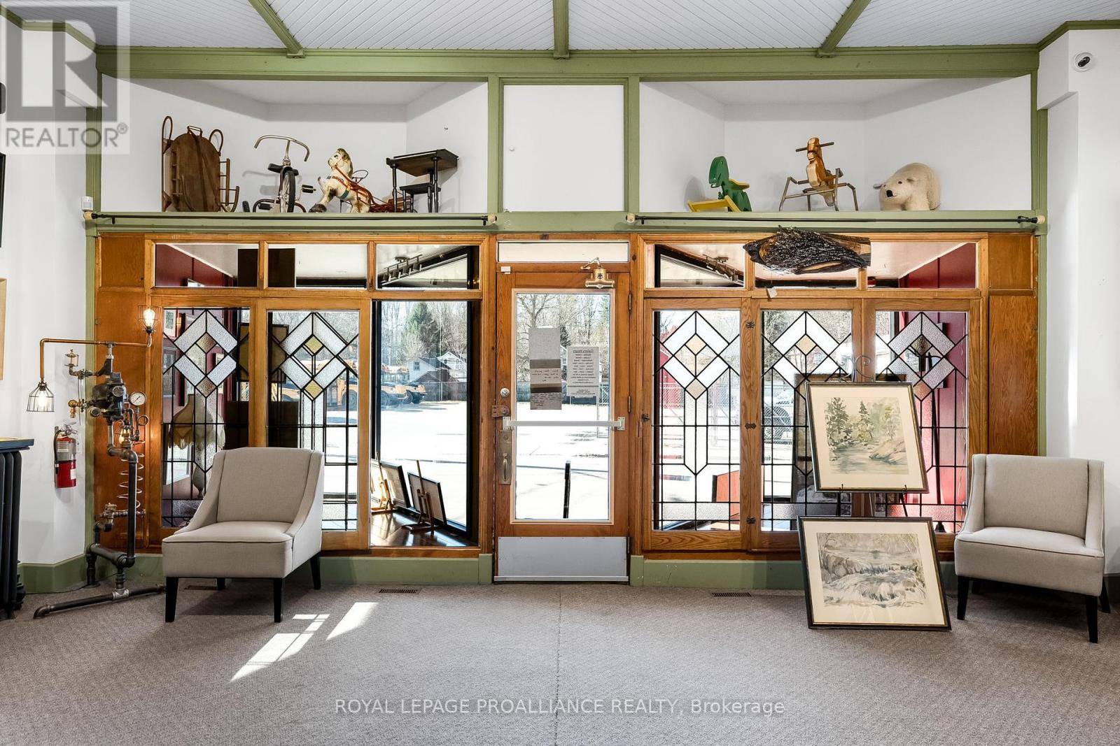 Tweed (tweed (village)), ON K0K3J0,345 VICTORIA STREET N