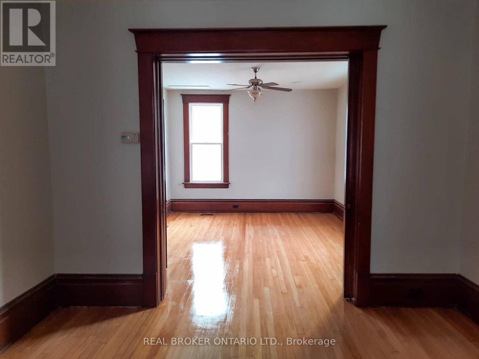 Smiths Falls, ON K7A1S6,7 MONTGOMERY PLACE