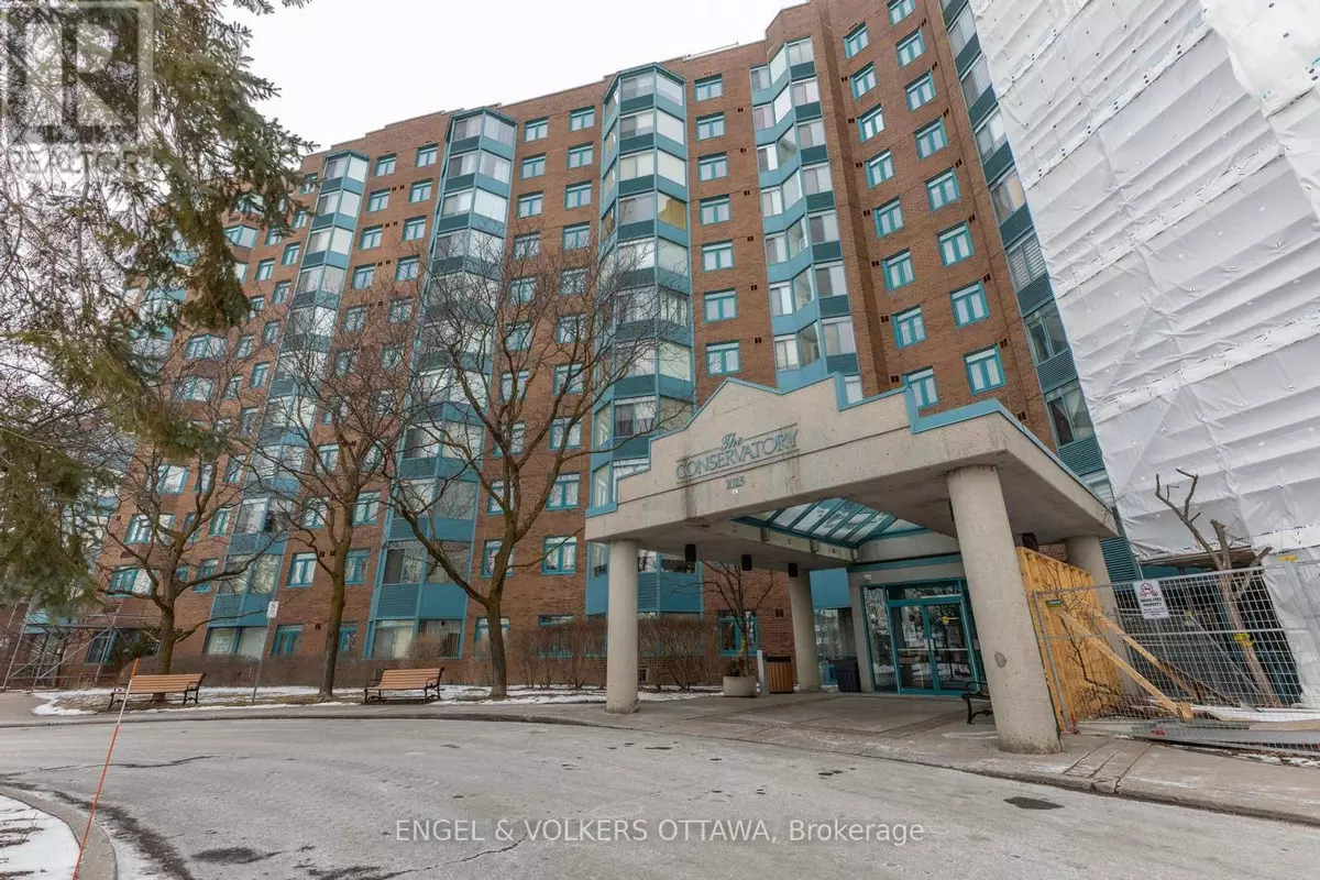 Ottawa, ON K2B8S5,1025 Grenon AVE #824