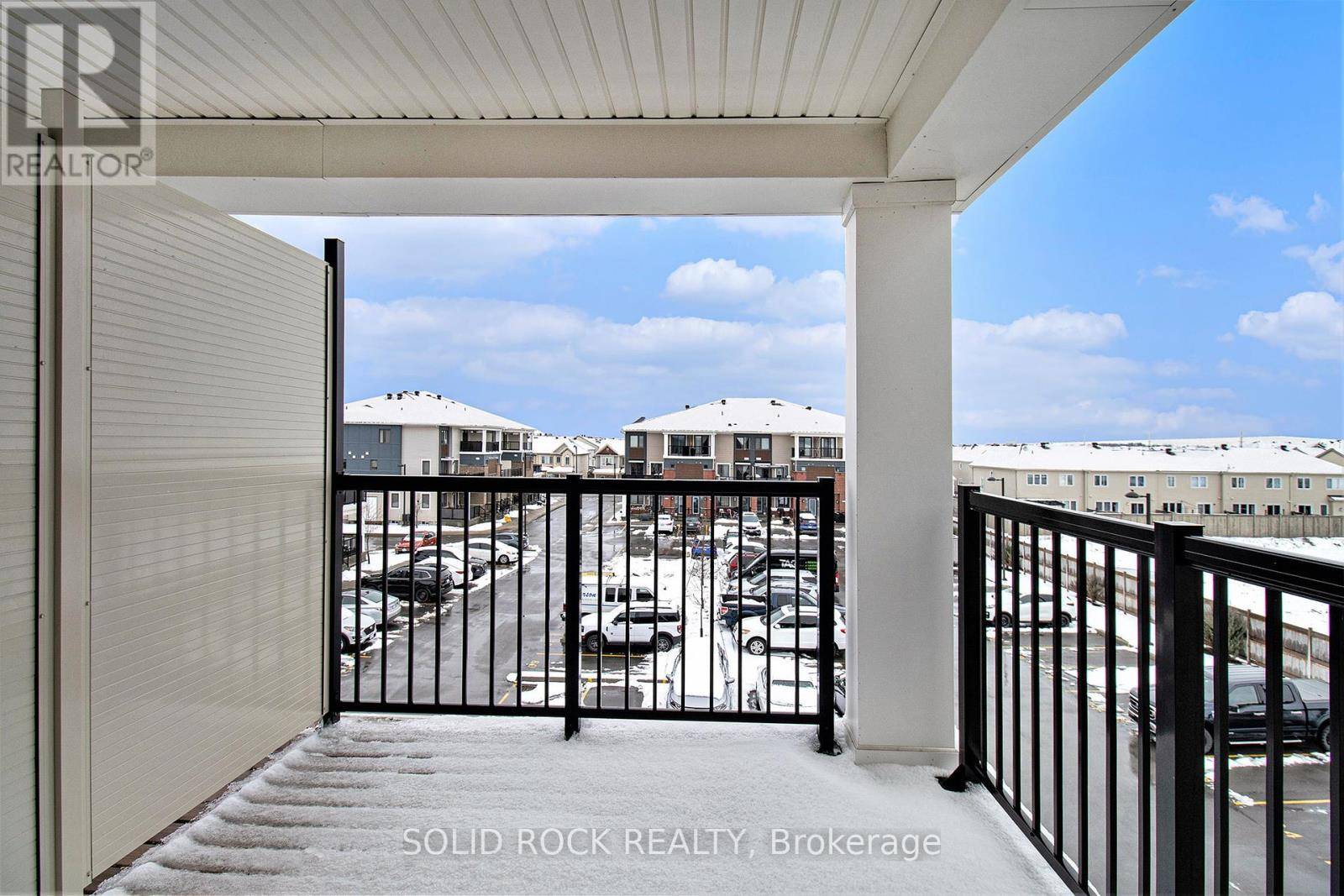 Ottawa, ON K2J6R2,150 Walleye Private West #42