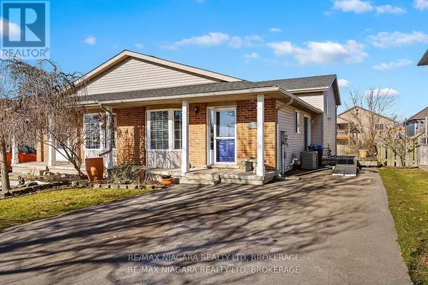 17 WATERVIEW COURT, Welland (772 - Broadway), ON L3C7J1