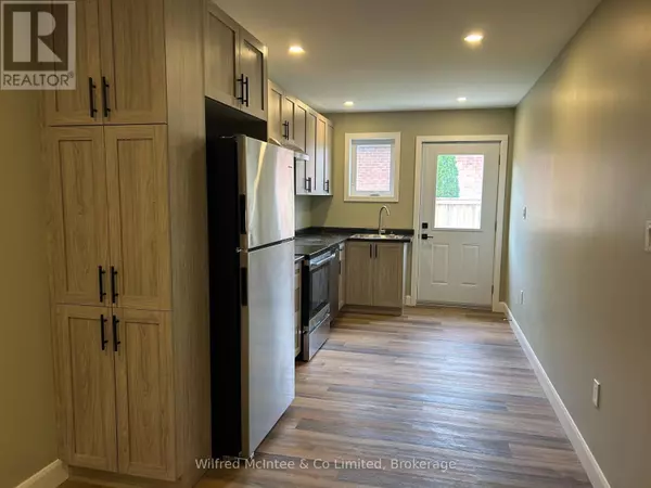 Arran-elderslie, ON N0G2N0,187 Balaklava ST #Unit 1