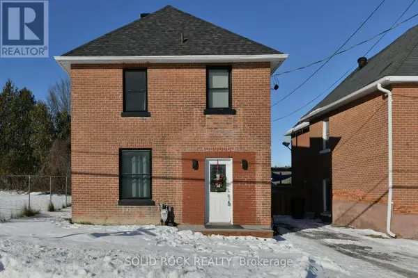 115 DIVISION STREET, Mcnab/braeside, ON K2E7Z4