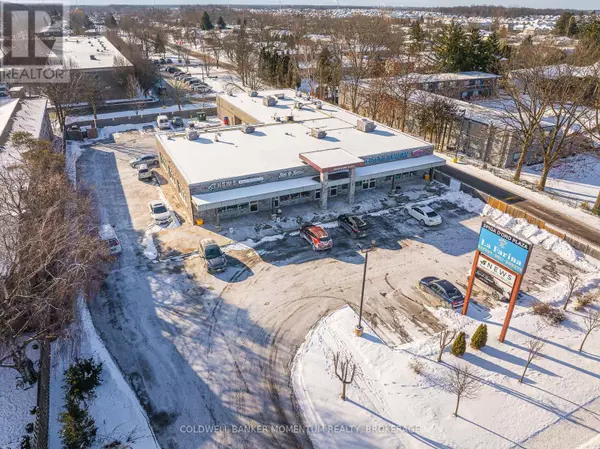 Niagara Falls (west Wood), ON L2H1H1,8040 LUNDY'S LANE