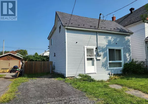 Cornwall, ON K6J1B6,63 PINE STREET