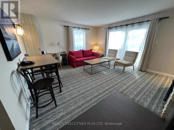 Huntsville (chaffey), ON P1H2E8,1235 Deerhurst DR #54-203