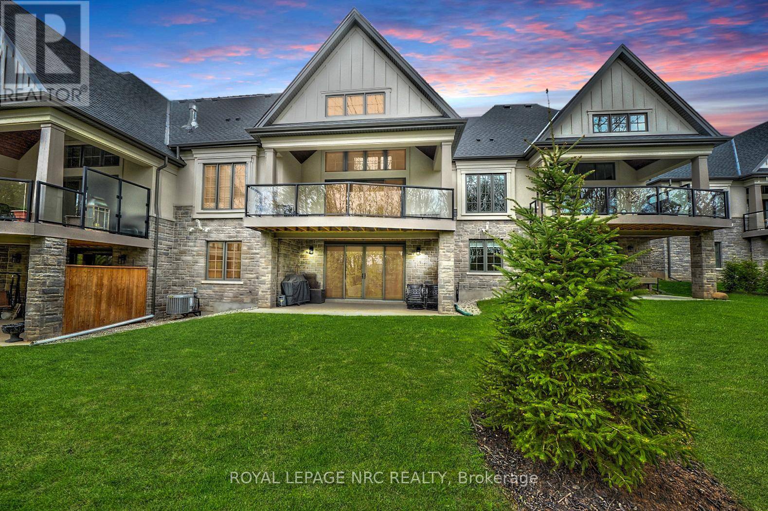 Pelham (fonthill), ON L0S1E0,190 Canboro RD #12