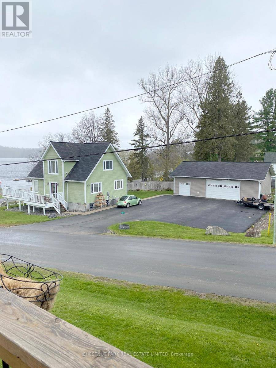 111 WILSON LAKE CRESCENT, Parry Sound Remote Area (port Loring), ON P0H1Y0