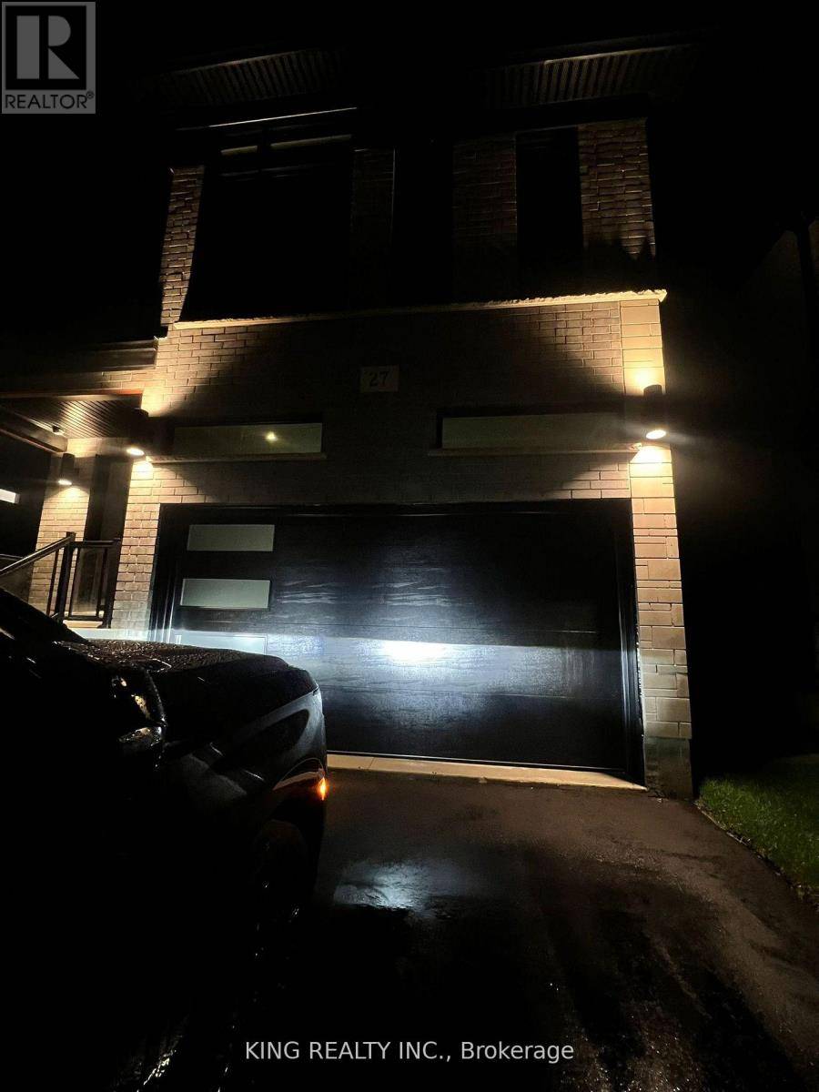 27 CARINA STREET, Kitchener, ON N2E0C9