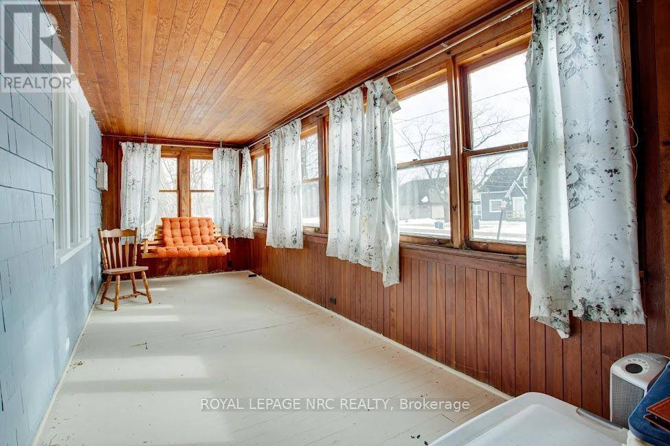 Fort Erie (ridgeway), ON L0S1N0,3188 YOUNG AVENUE