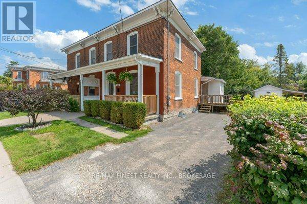 Prince Edward County (picton Ward), ON K0K2T0,30 KING STREET