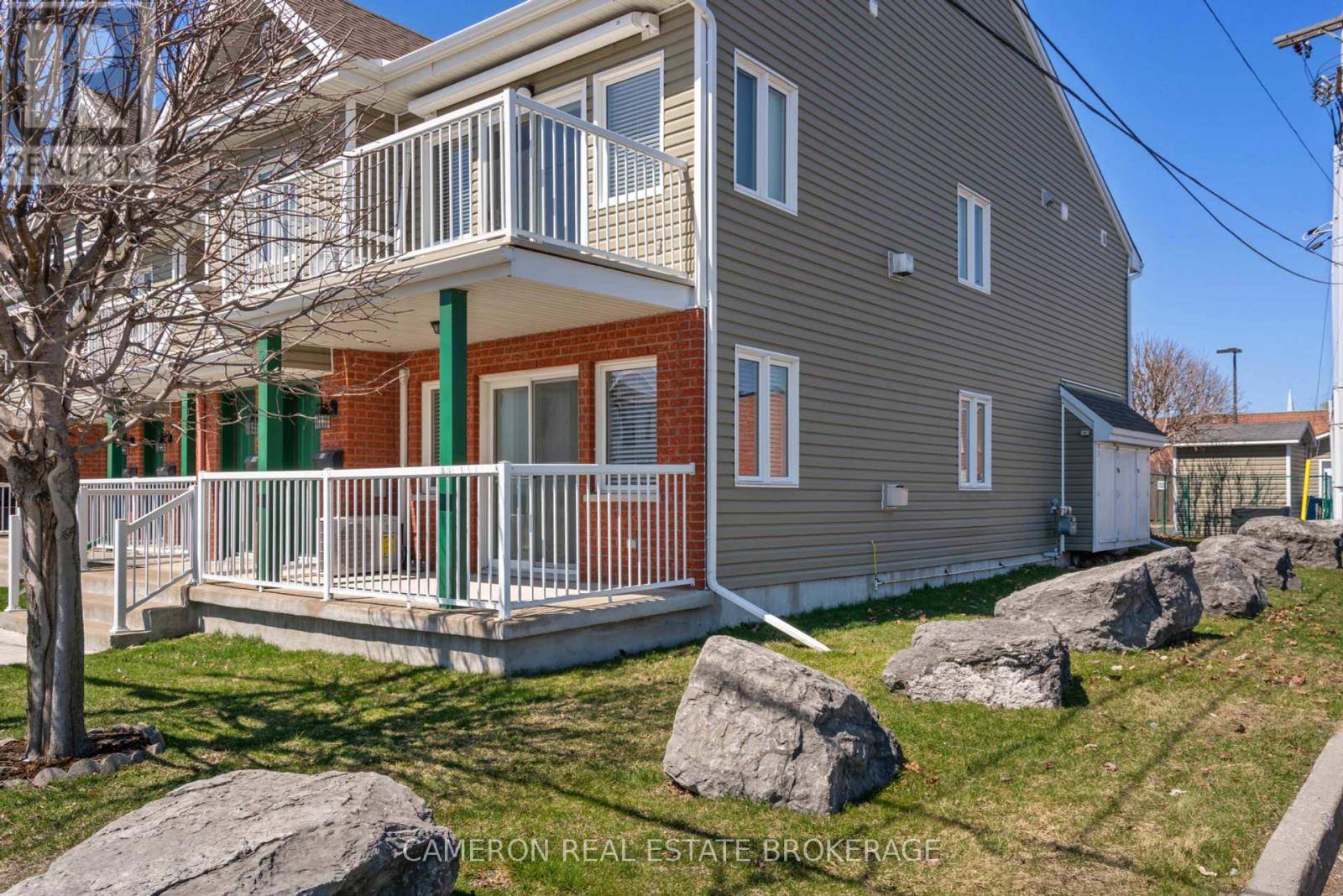 Cornwall, ON K6J1B8,11 First ST West #1