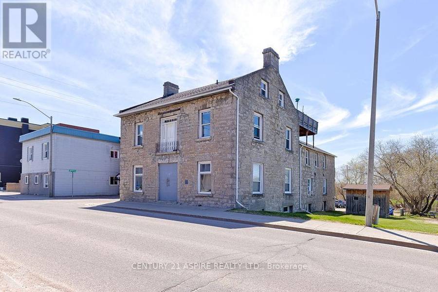 156 MACKAY STREET, Pembroke, ON K8A1B9