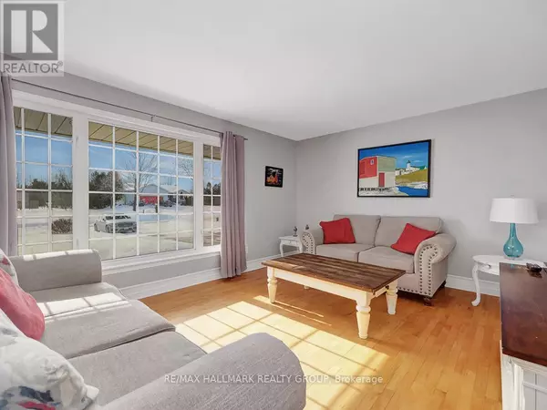 North Dundas, ON K0E1W0,3028 DREW DRIVE