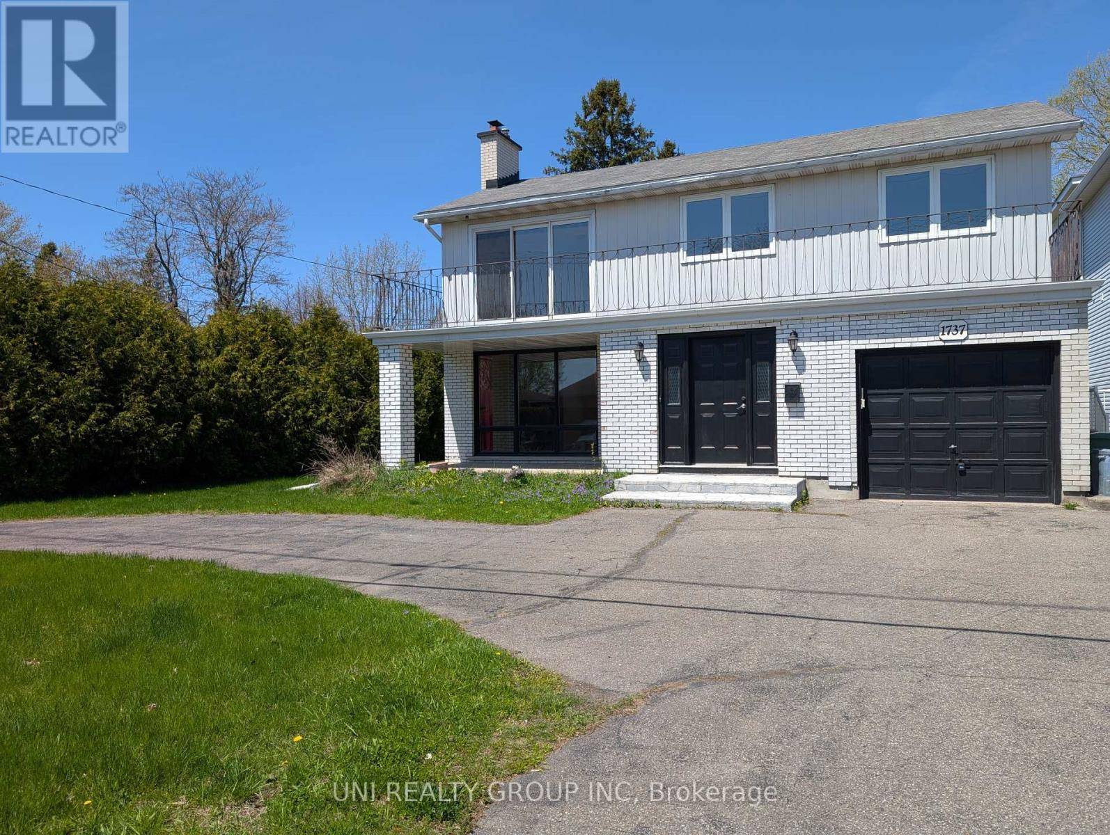 Ottawa, ON K1T1L2,1737 ATHANS AVENUE