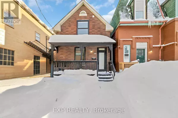 28 Florence ST #1, Ottawa, ON K2P0W7