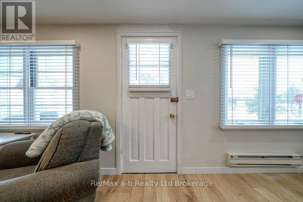 Norfolk (long Point), ON N0E1M0,115 ERIE BOULEVARD