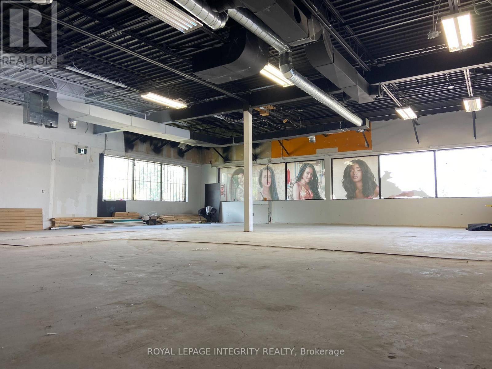Ottawa, ON K1C1E8,2208 St. Joseph BLVD #101