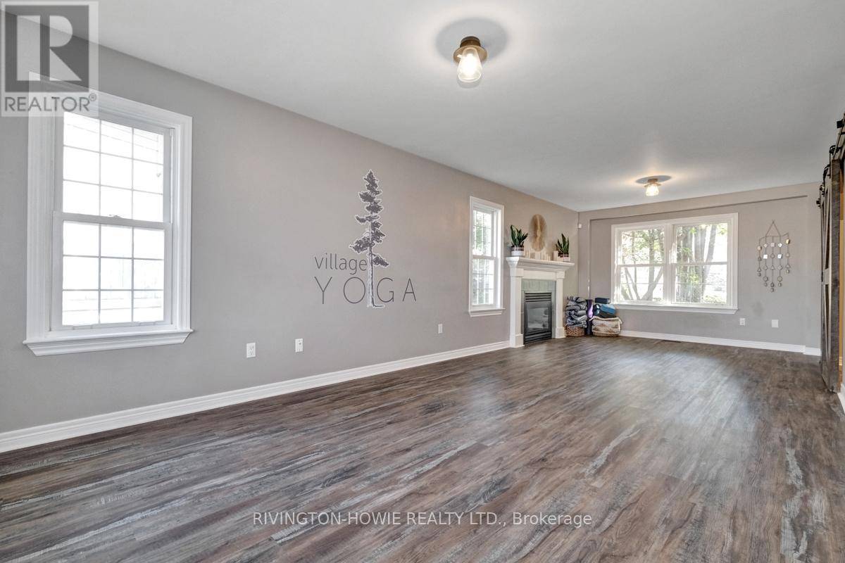 Ottawa, ON K0A1L0,3722 CARP RD #1