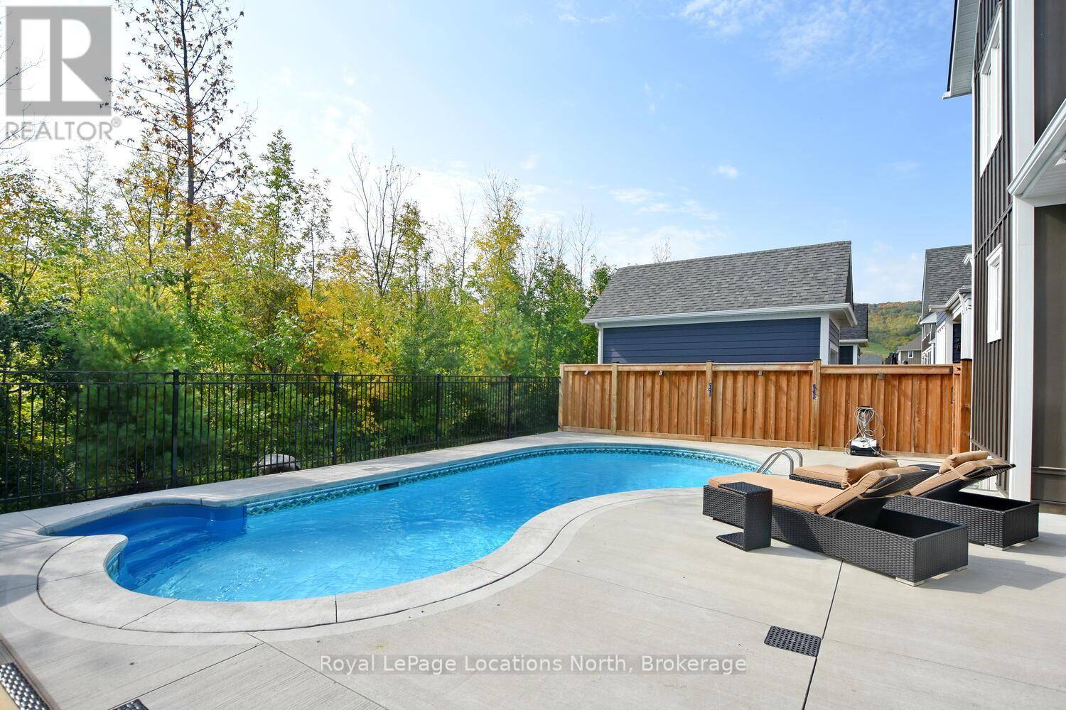 Blue Mountains, ON L9Y0Y5,122 YELLOW BIRCH CRESCENT