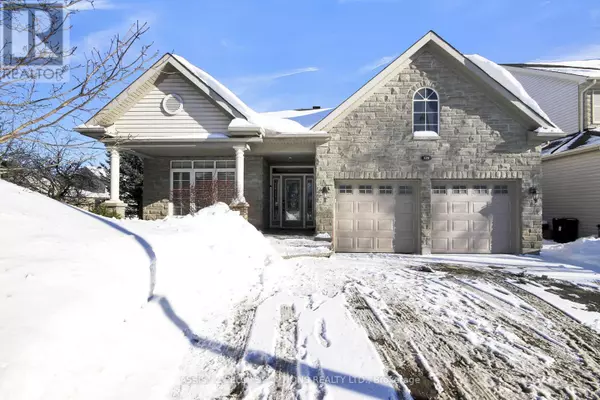 125 GOLFLINKS DRIVE, Ottawa, ON K2J5N5