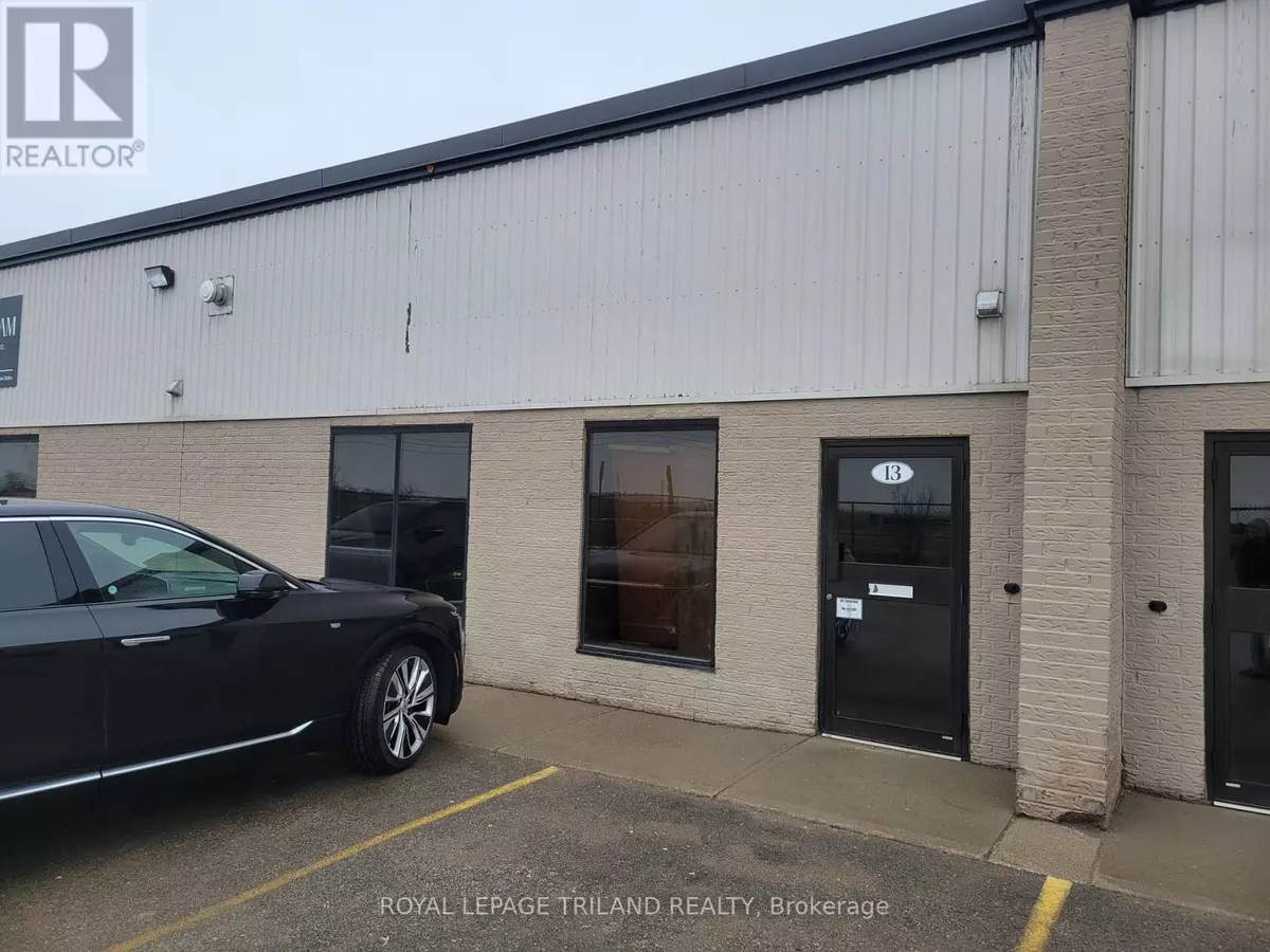 St. Thomas, ON N5P4C2,280 Edward ST #13