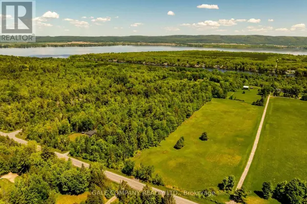 Ottawa, ON K0A3M0,4475 DUNROBIN ROAD