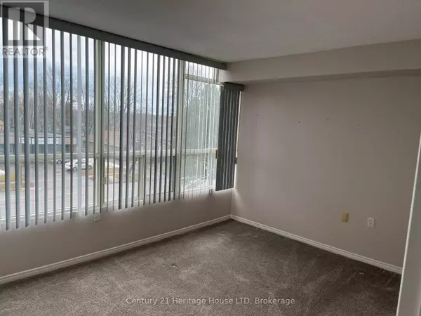 Niagara Falls (morrison), ON L2E7H4,5100 Dorchester RD #407