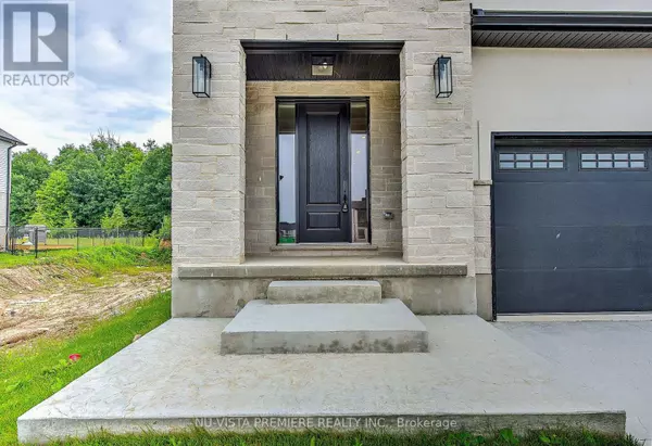 London North (north S), ON N6G0Z8,2693 HEARDCREEK TRAIL