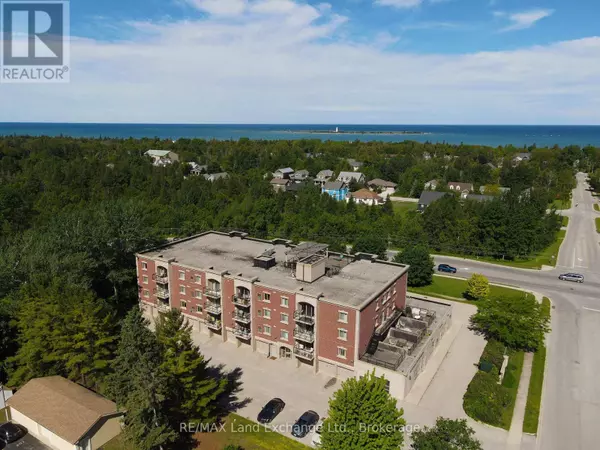 Saugeen Shores, ON N0H2L0,221 Adelaide ST #203