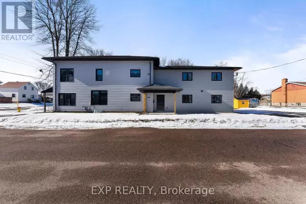 585 PERTH STREET, Pembroke, ON K8A6B9