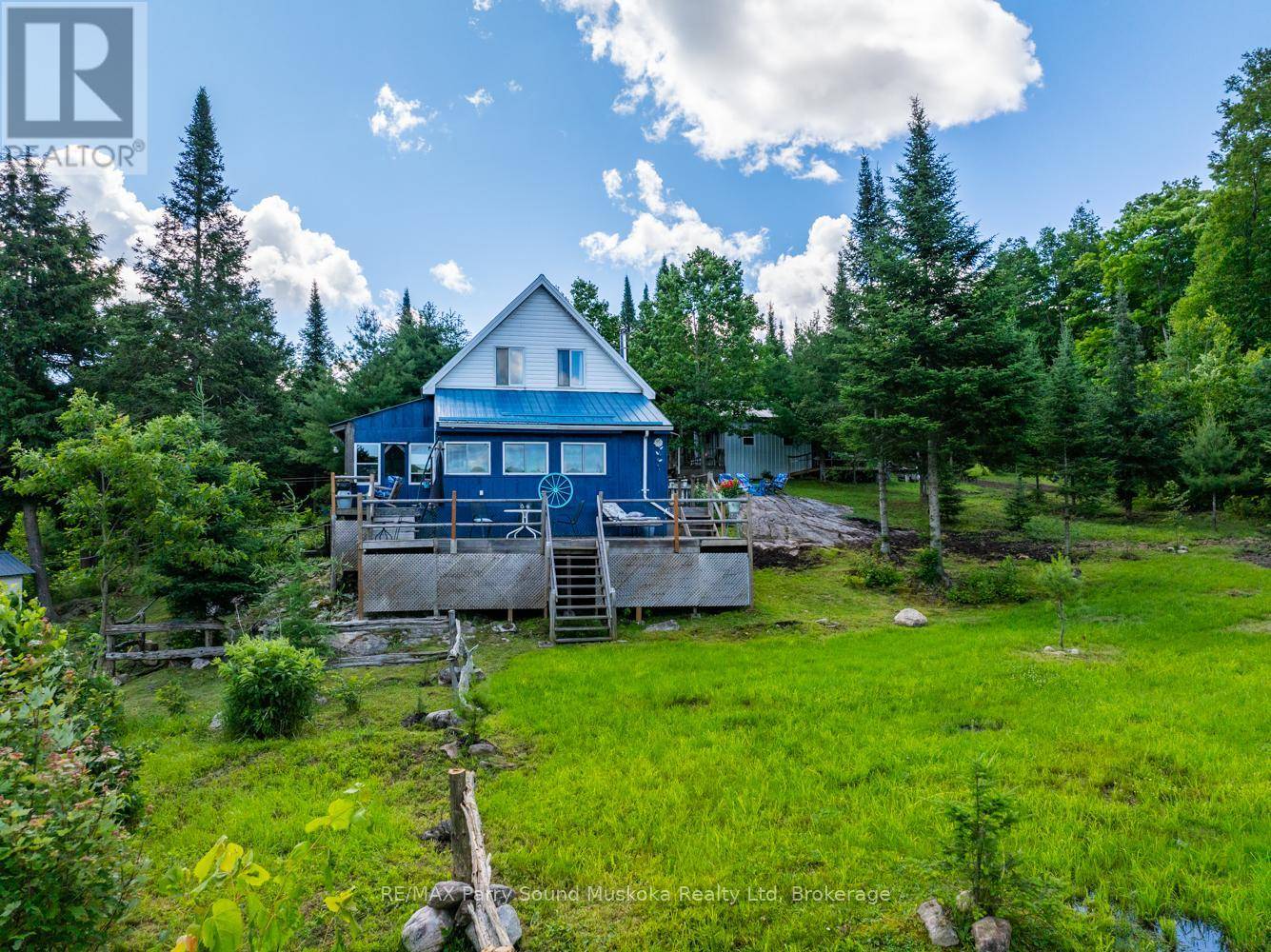Magnetawan (ahmic Harbour), ON P0A1P0,16C MAGNET ROAD