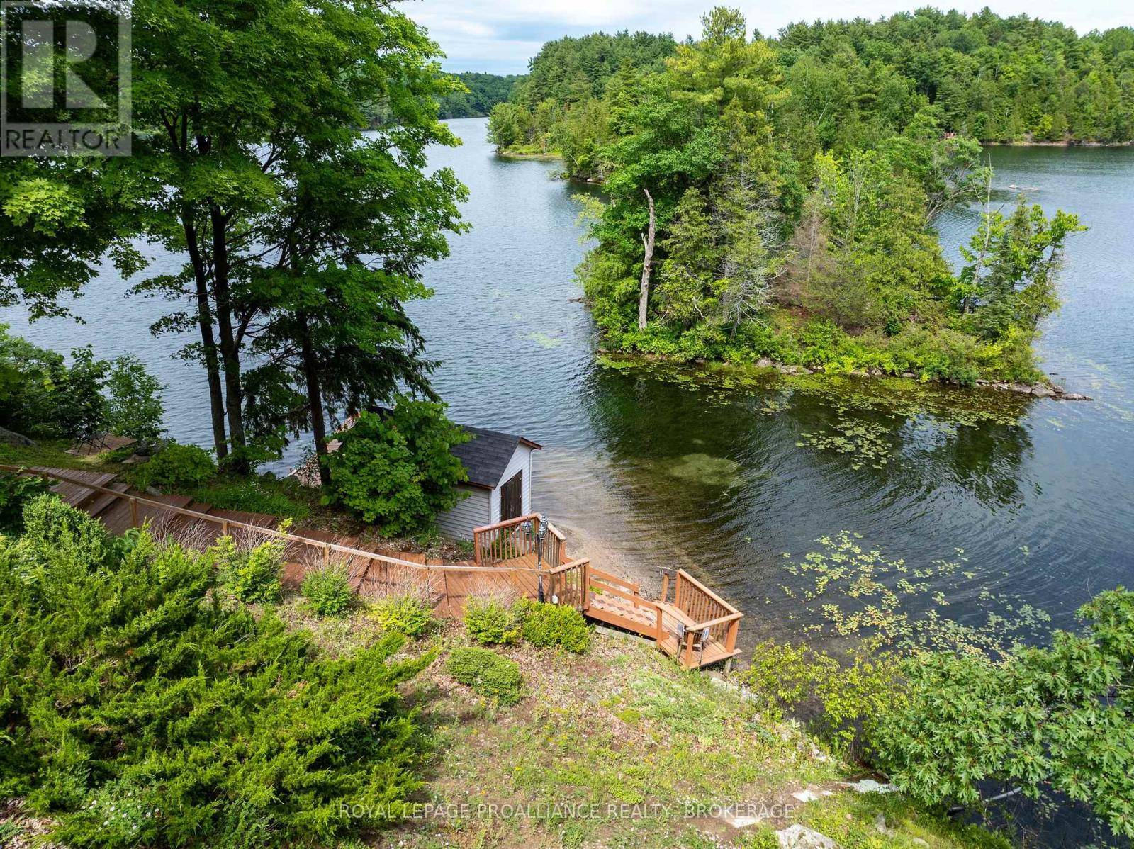 Frontenac (frontenac South), ON K0H1T0,308C HENRY LANE