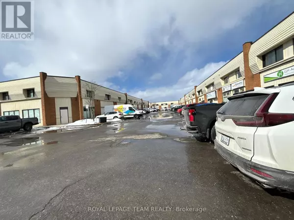 Ottawa, ON K1J9H4,5450 Canotek RD #Unit 56