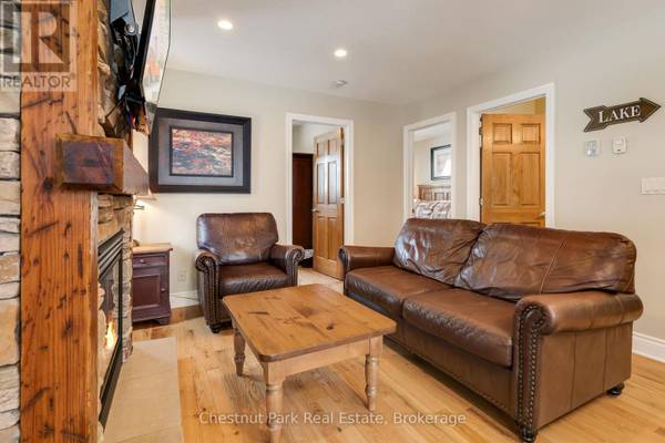 Lake Of Bays (franklin), ON P1H2J6,1052 RAT BAY 105-8 ROAD