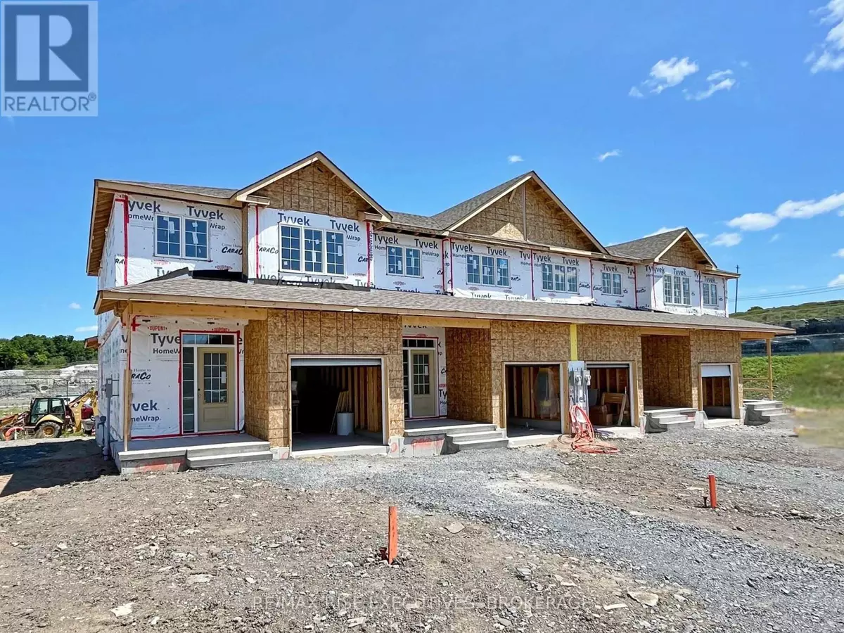Kingston (kingston East (incl Barret Crt)), ON K7K0L6,232 DOCKSIDE DRIVE