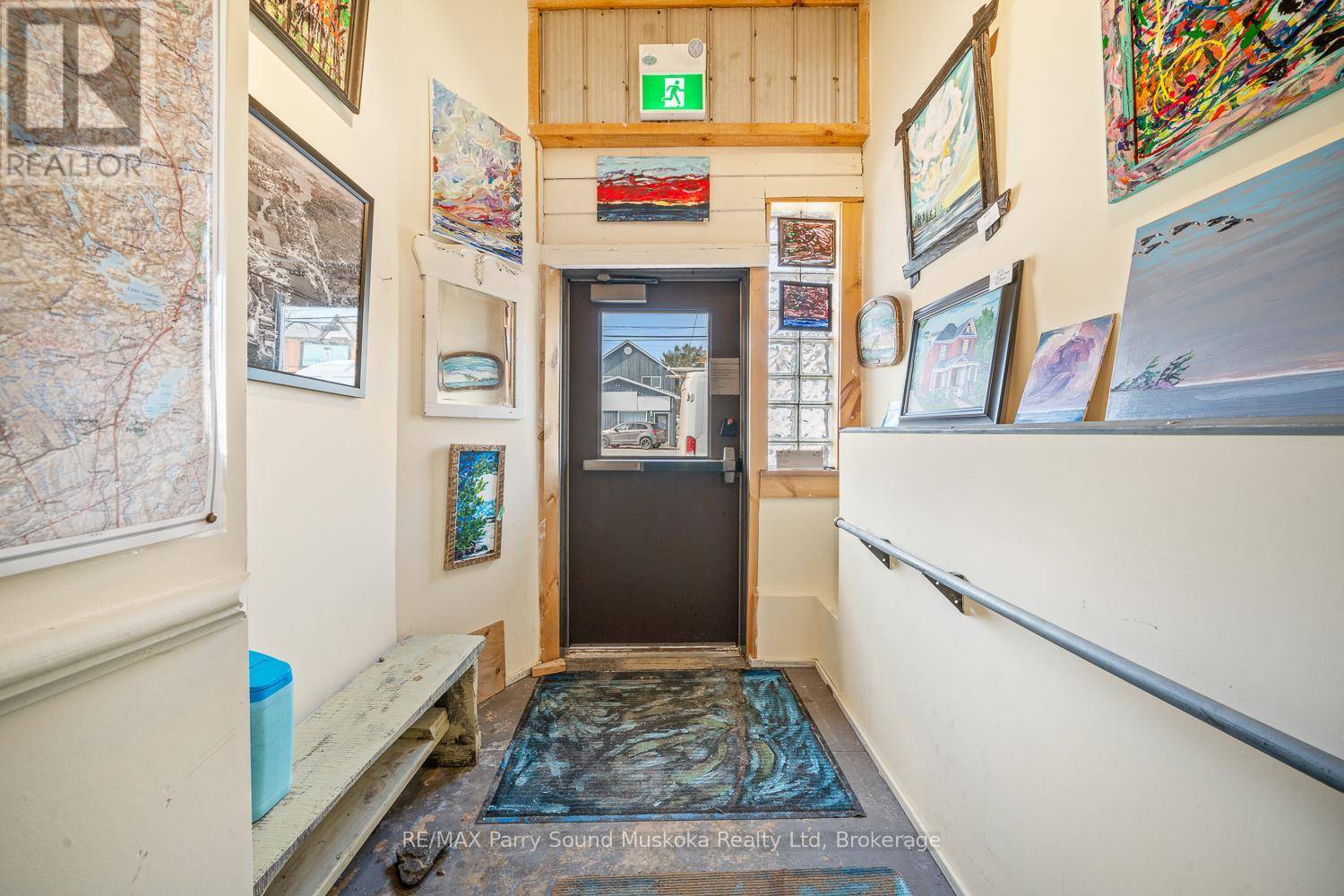 Parry Sound, ON P2A1X1,47 GIBSON STREET