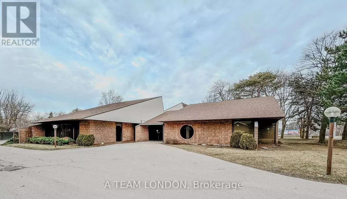 London South (south R), ON N6C4R5,743 Wellington RD #C