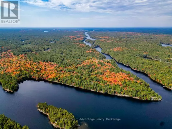 Whitestone, ON P0A1K0,9600 HARRIS LAKE WATER ACCESS ONLY