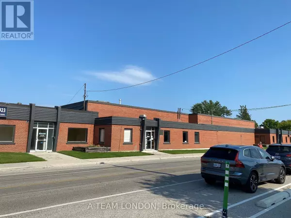 London, ON N5W4R3,360-370 Saskatoon ST #Unit 1