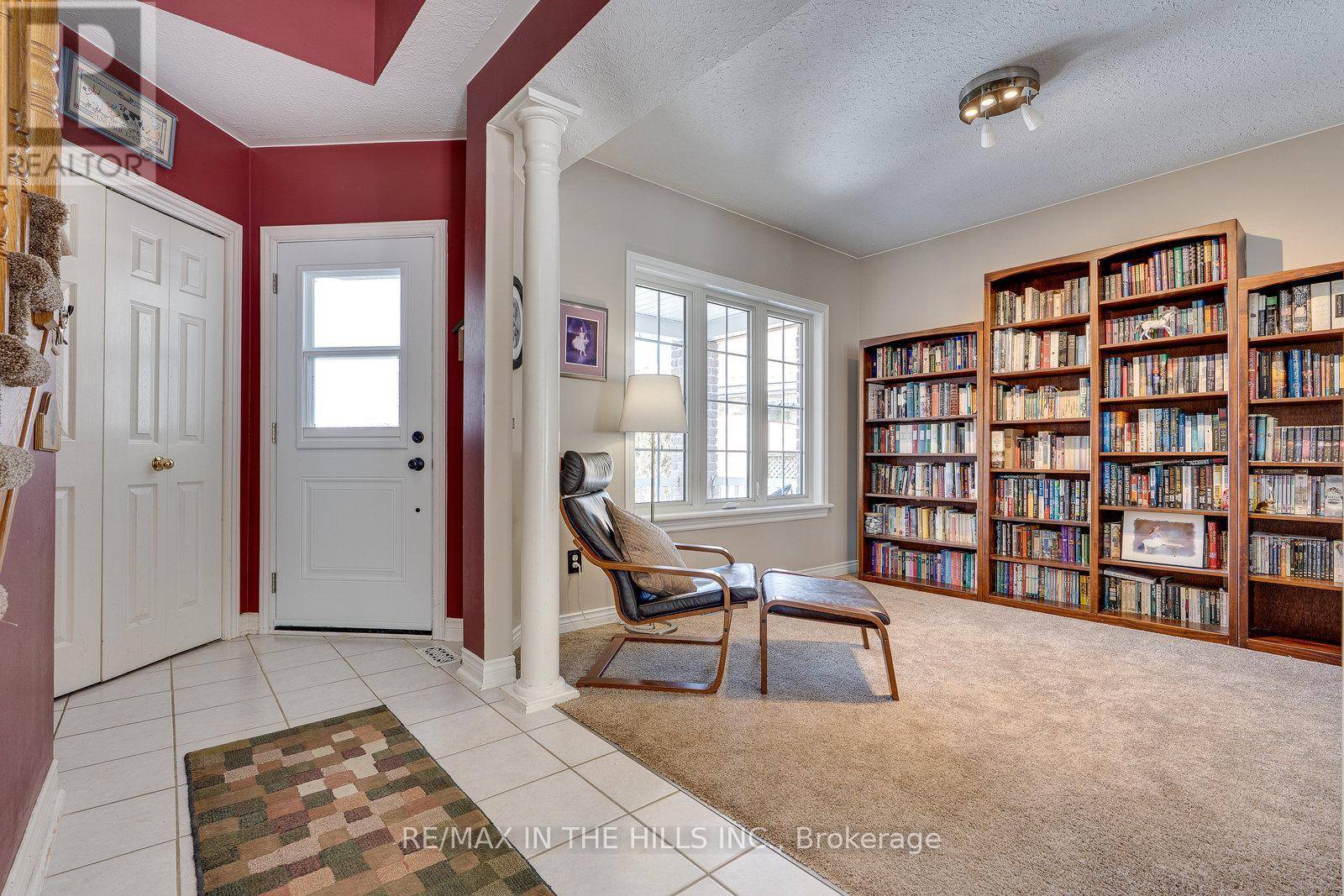Shelburne, ON L9V3P6,609 SIMON STREET