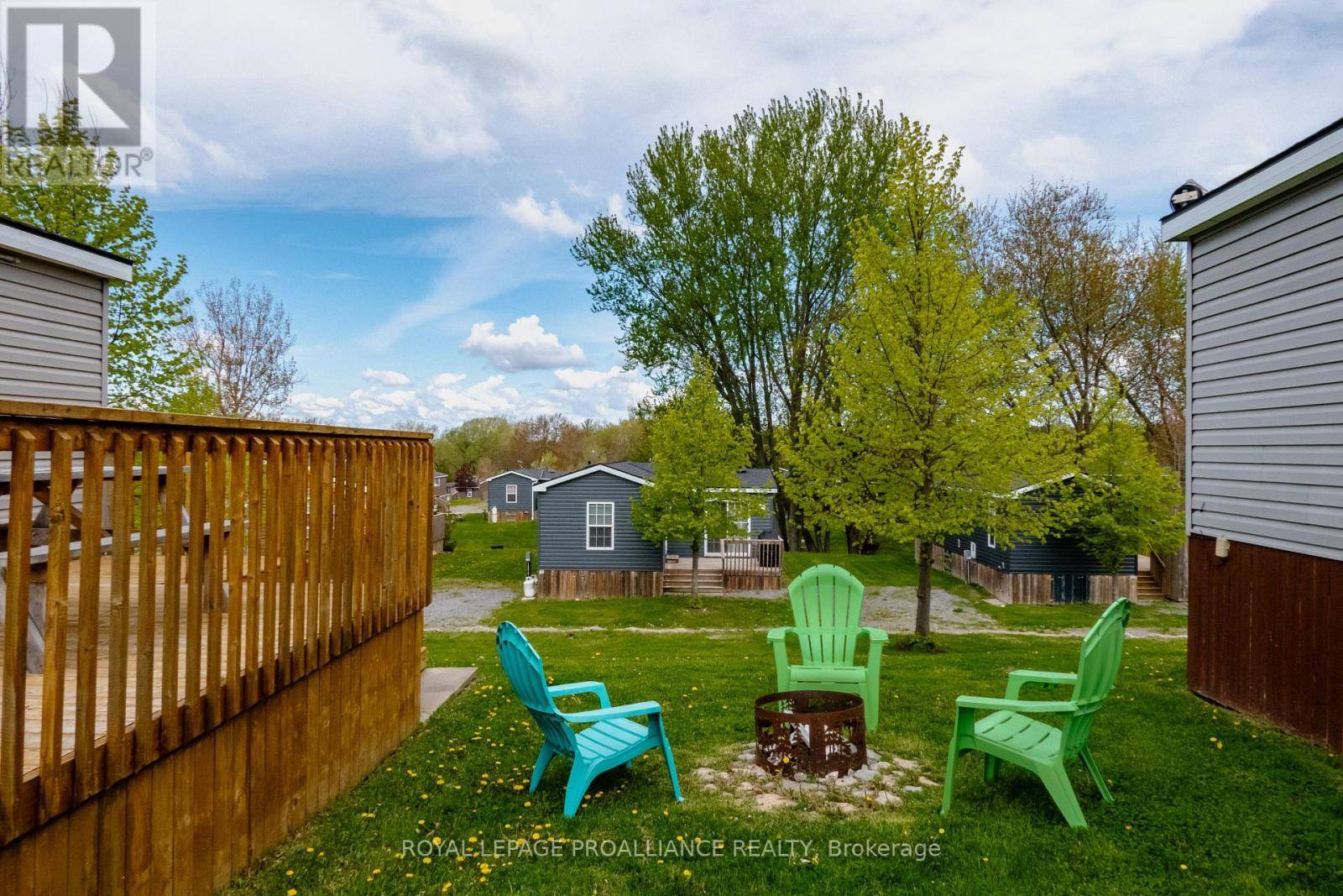Prince Edward County (athol Ward), ON K0K1P0,486 CTY RD- 71 FOREST GROVE