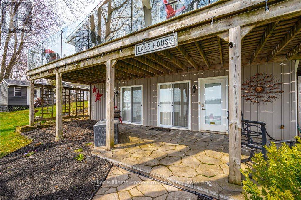 Mapleton, ON N0G1P0,513 N FIVE ROAD