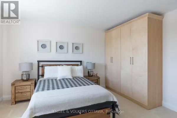 Renfrew, ON K7V4K9,459 Barnet BLVD #408