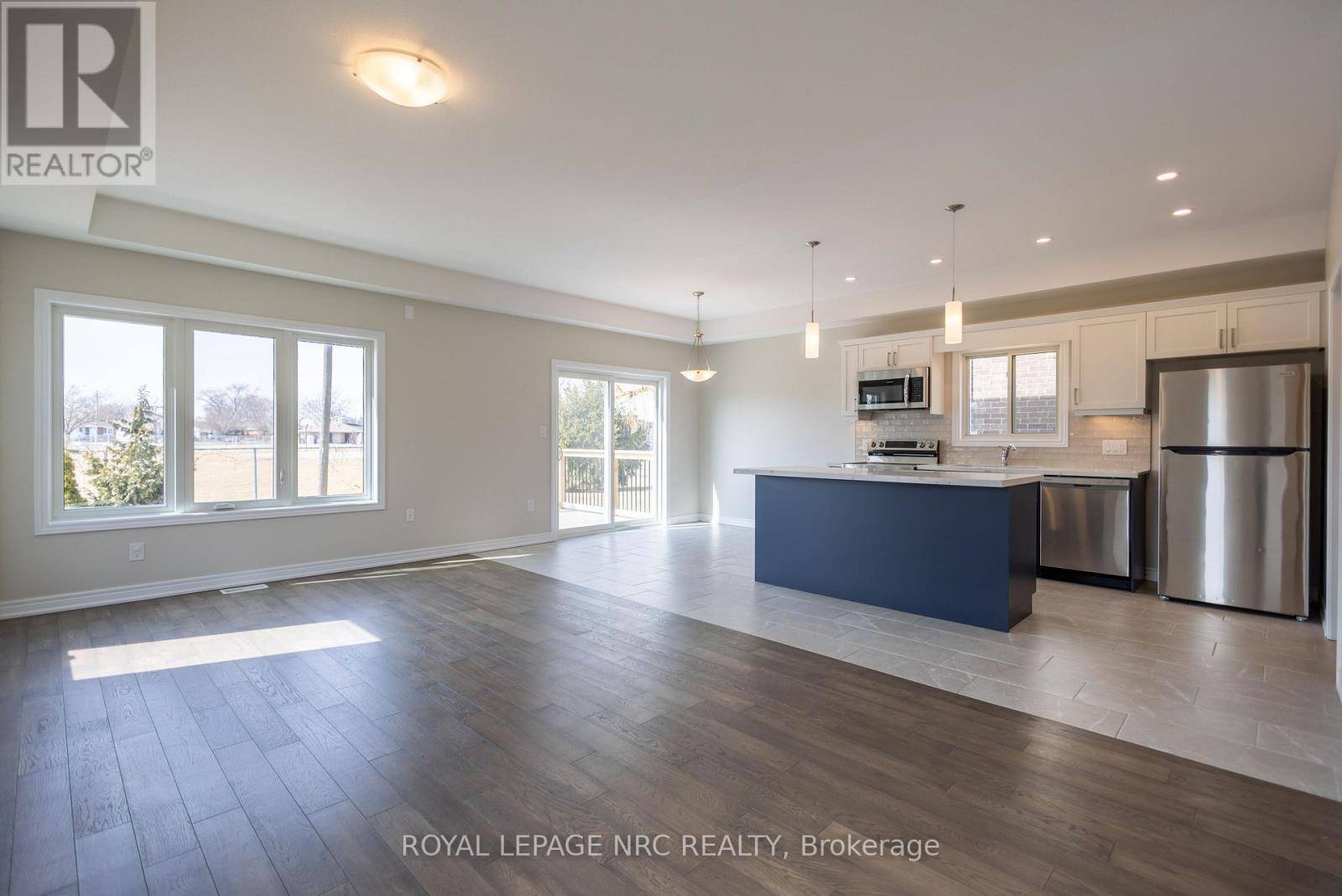 Thorold (thorold Downtown), ON L2V2V5,25 MCMANN DRIVE