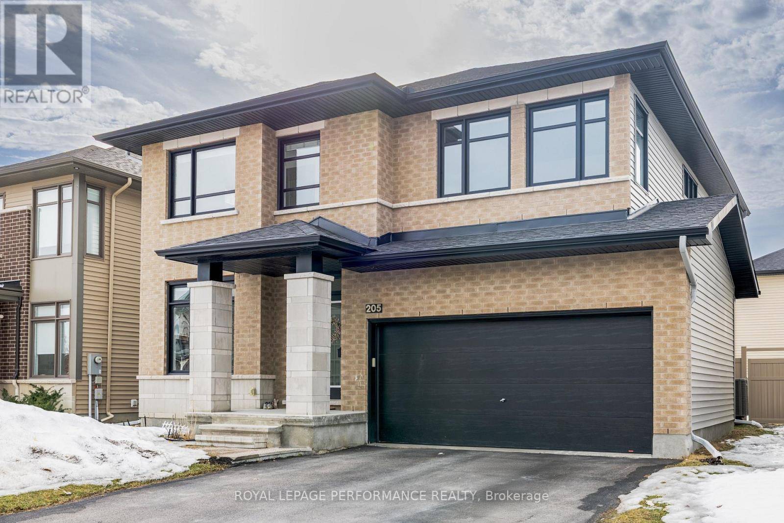 Ottawa, ON K1W0J1,205 SHINLEAF CRESCENT