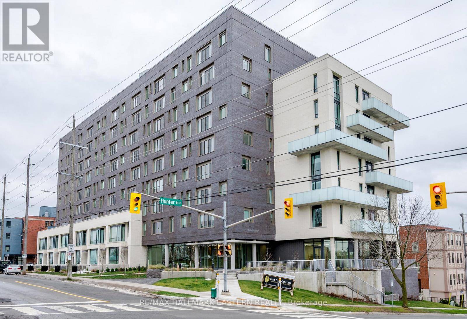 Peterborough East (central), ON K9H0K6,195 Hunter ST East #505